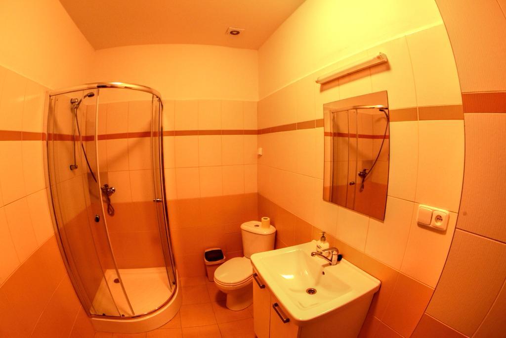 Hostel Singer Pub Ческе-Будеёвице Номер фото
